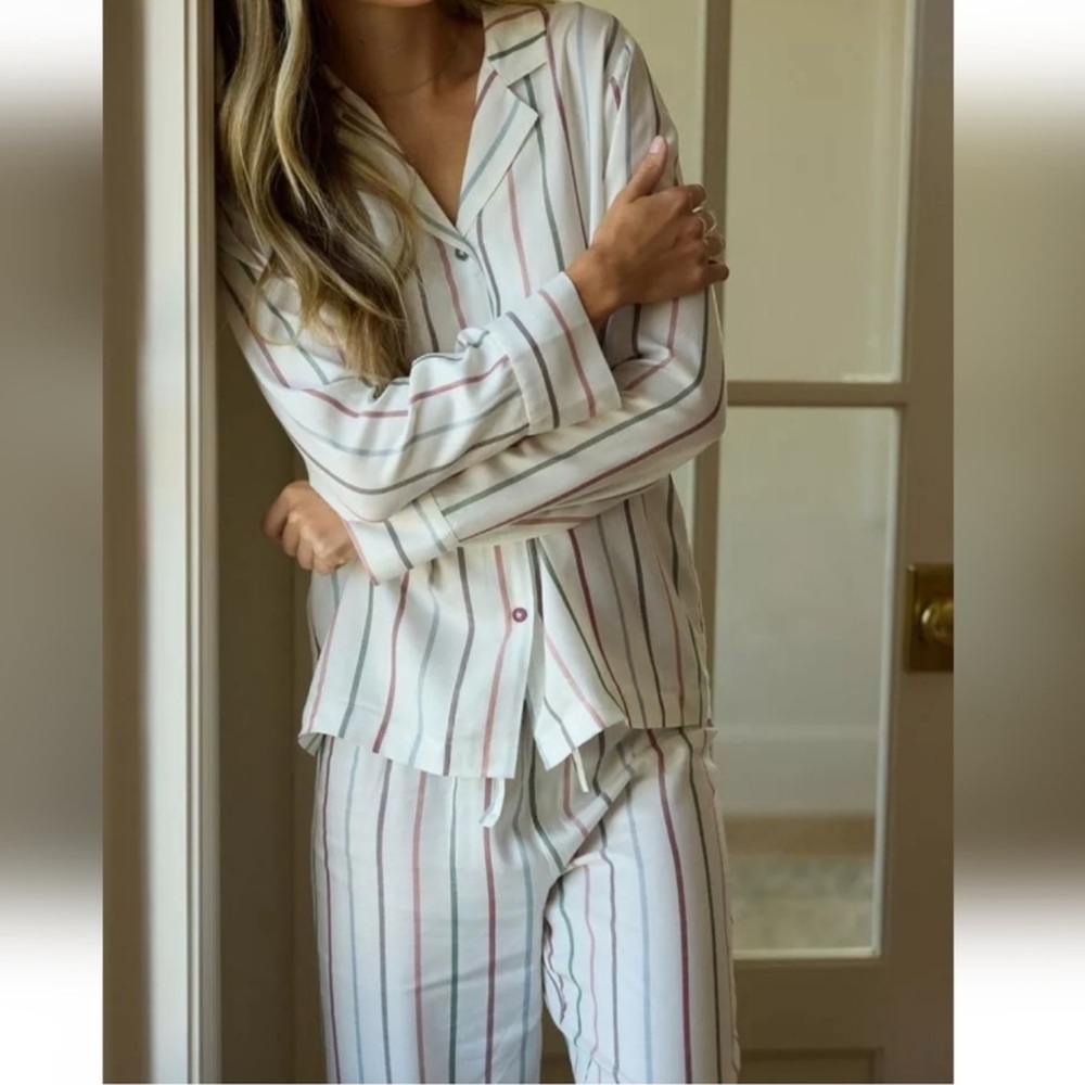 Cozy Earth Soft Woven Pajama Set Cottage Stripe Women's Size Large - Picture 2 of 7